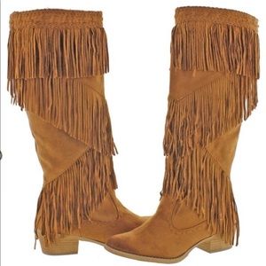 NOT RATED WITTY GIDDY BOOTS!